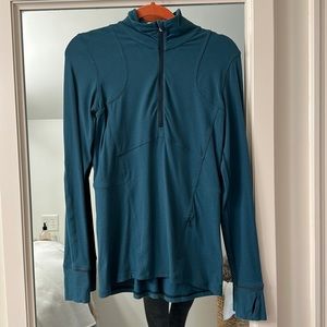 Lululemon pullover